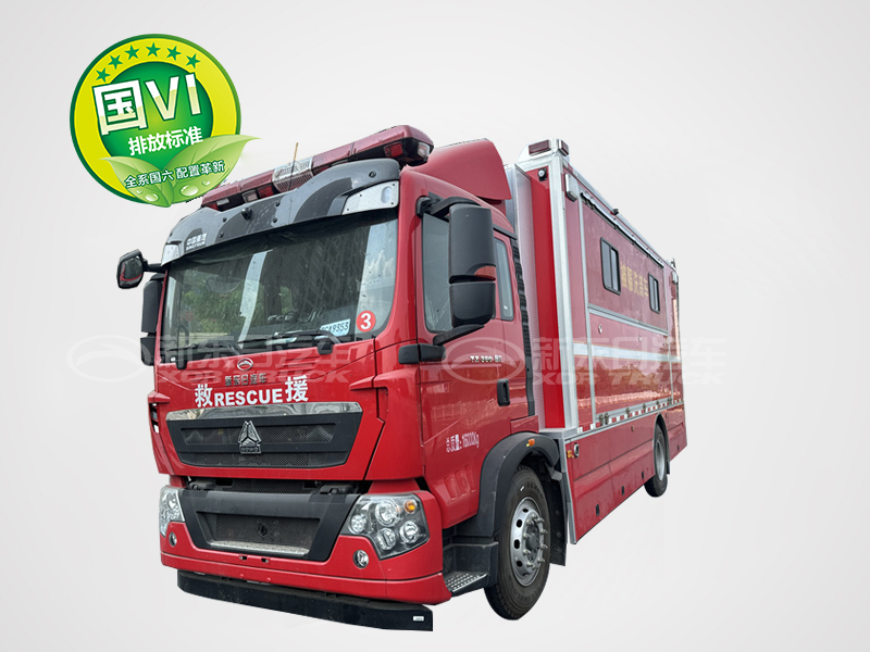 新东日牌YZR5160XBXZ6型被服洗涤车